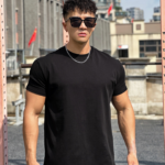 黑色